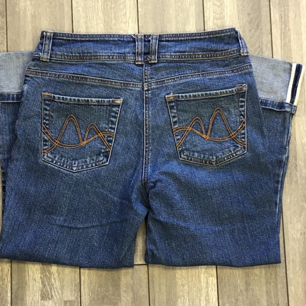 New York & Company Highrise Jeans - Picture 4 of 5
